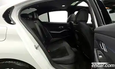 BMW 3-Series 2021 2.0 Автомат в Москве № 302846, миниатюра 11