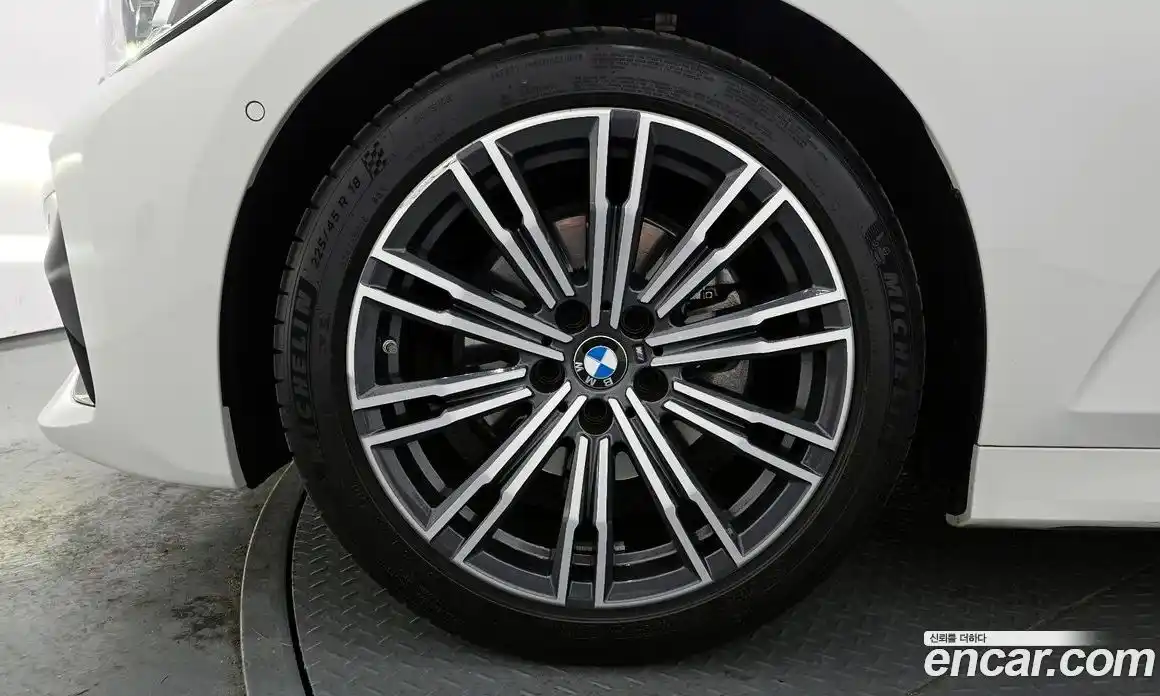 BMW 3-Series 2021 2.0 Автомат в Москве № 302846, фото 13