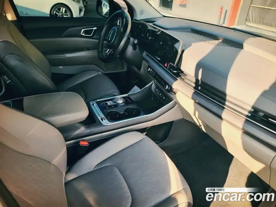 Kia Canival 2025 2.2 Автомат в Москве № 307837, фото 11