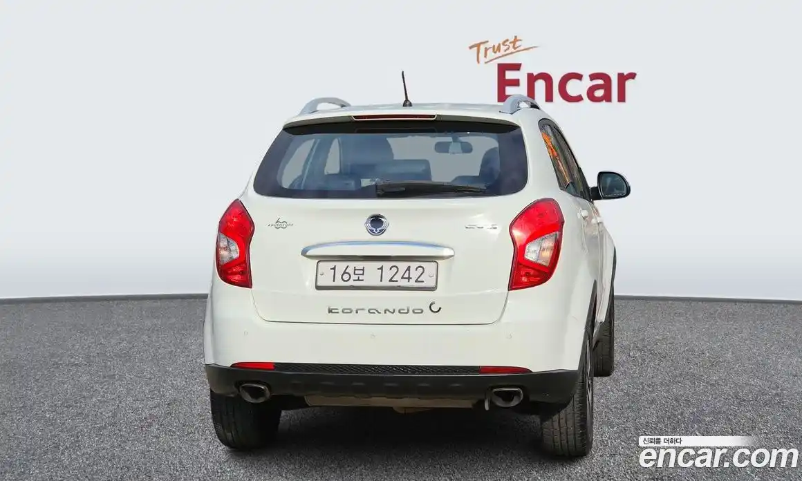 SsangYong Korando 2015 2.0 Автомат в Москве № 30814, фото 11