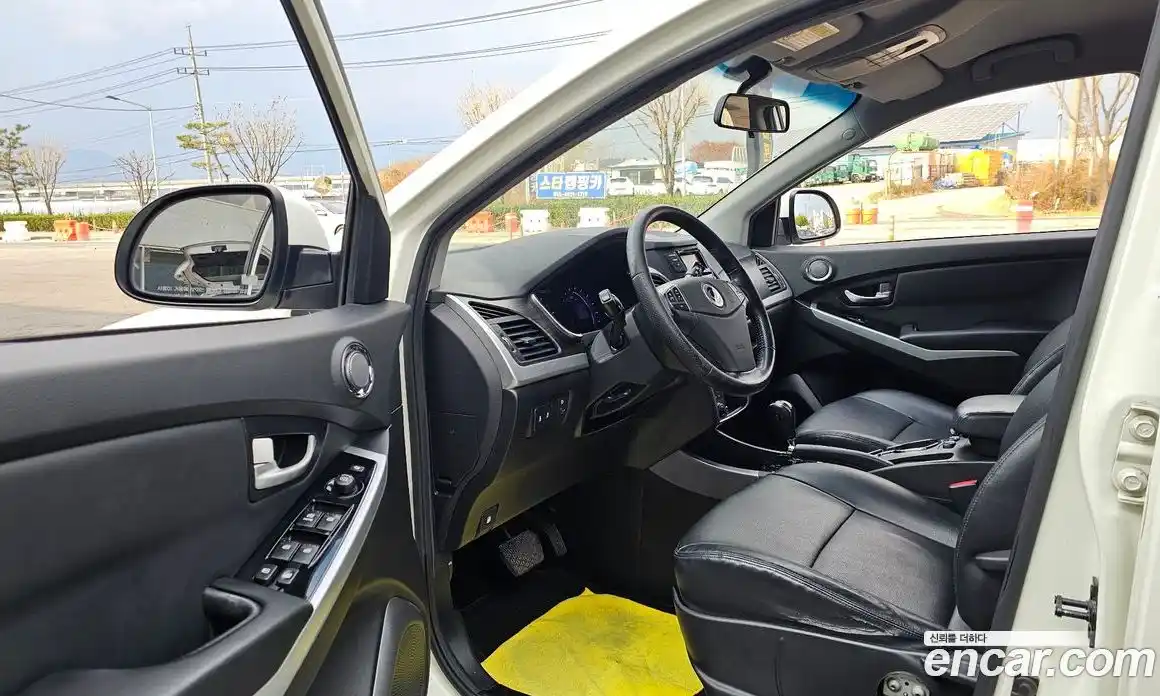 SsangYong Korando 2015 2.0 Автомат в Москве № 30814, фото 16