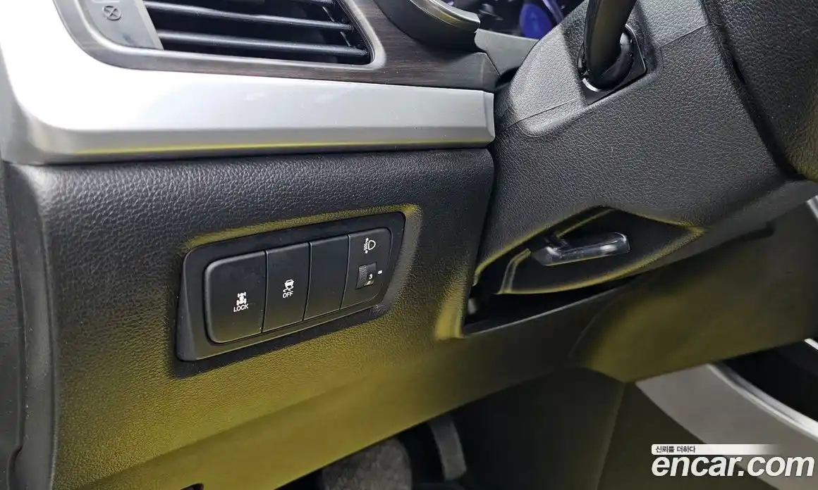 SsangYong Korando 2015 2.0 Автомат в Москве № 30814, фото 20