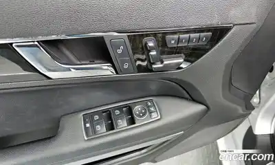 Mercedes-Benz E-Class 2013 3.5 Автомат в Москве № 311526, миниатюра 12