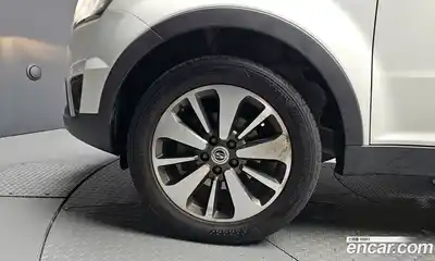 SsangYong Korando 2015 2.0 Автомат в Москве № 31589, миниатюра 11