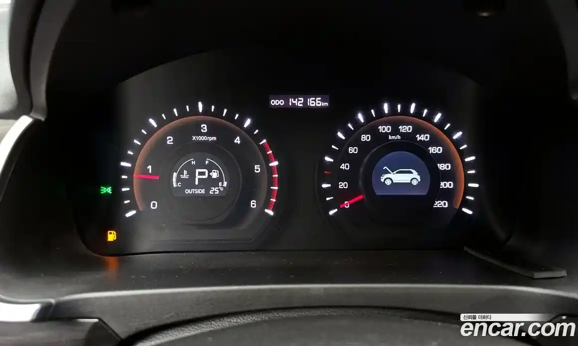 SsangYong Korando 2015 2.0 Автомат в Москве № 31589, фото 9