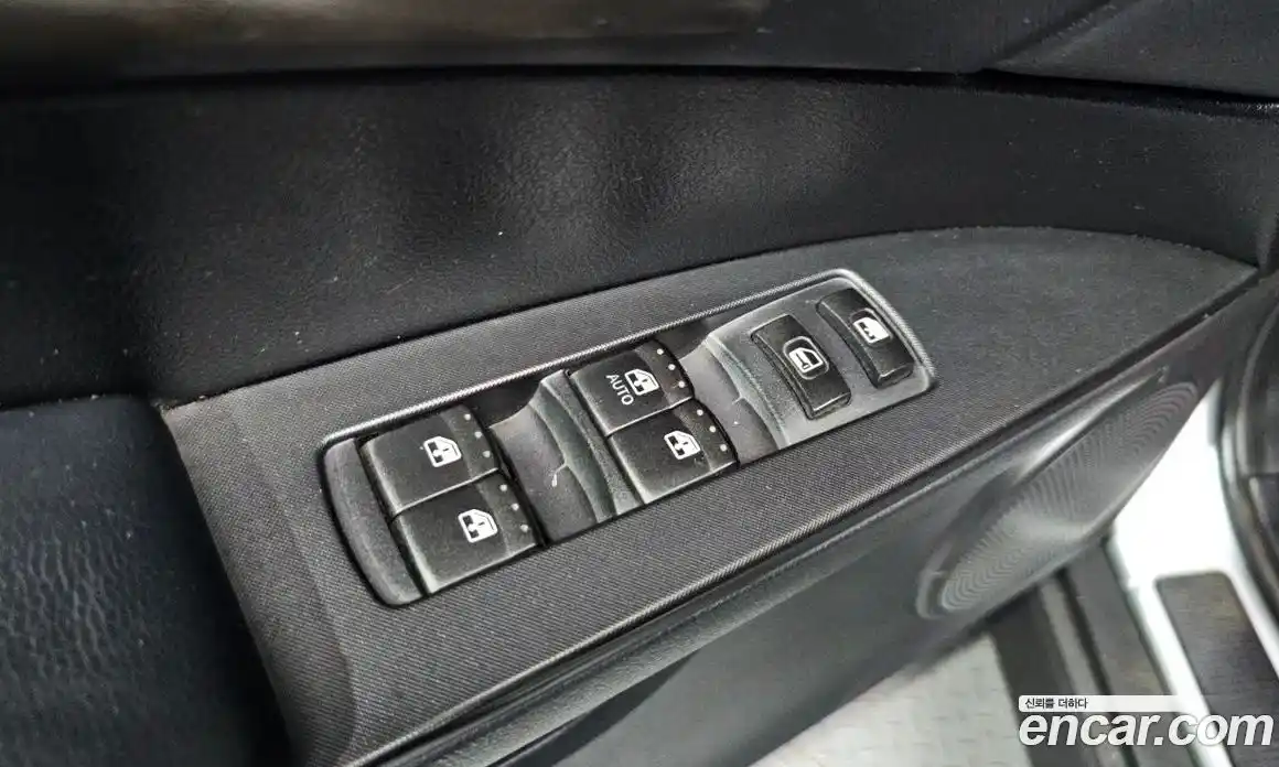 SsangYong Korando 2014 2.0 Автомат в Москве № 31671, фото 14