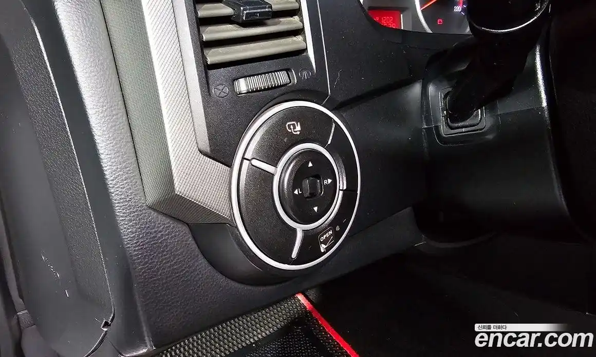 SsangYong Korando 2014 2.0 Автомат в Москве № 31671, фото 15