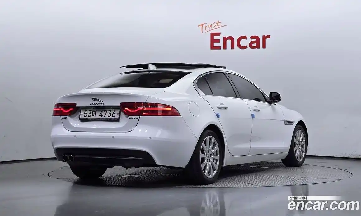 Jaguar XE 2017 2.0 Автомат в Москве № 320146, фото 10