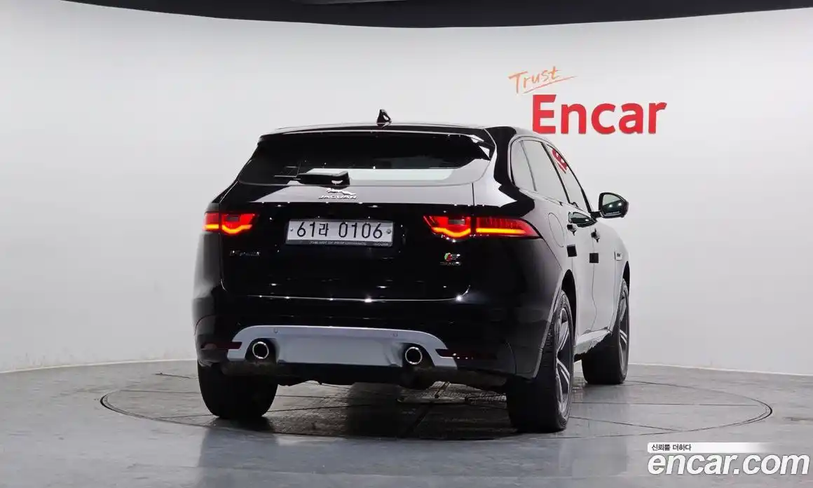 Jaguar F-Pace 2017 3.0 Автомат в Москве № 320227, фото 7