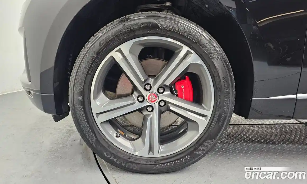 Jaguar F-Pace 2017 3.0 Автомат в Москве № 320227, фото 10