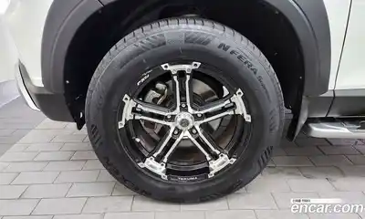 SsangYong Rexton 2018 2.2 Автомат в Москве № 32108, миниатюра 5