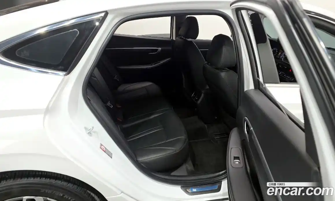 Hyundai Sonata 2022 2.0 Автомат в Москве № 3249, фото 12