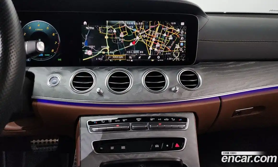 Mercedes-Benz E-Class 2021 2.0 Автомат в Москве № 325013, фото 13