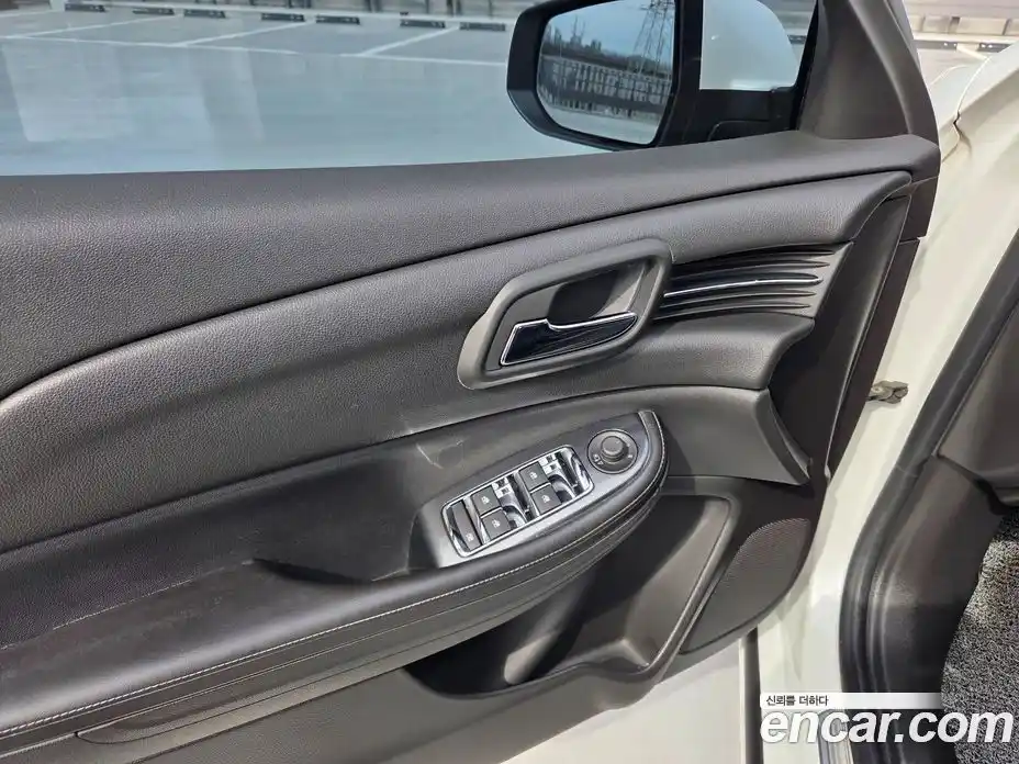 Chevrolet Malibu 2015 2.0 Автомат в Москве № 327729, фото 12