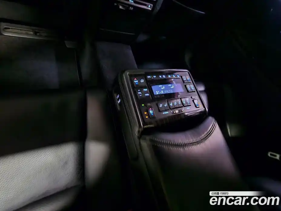 Lexus LS 2015 5.0 Автомат в Москве № 334295, фото 15