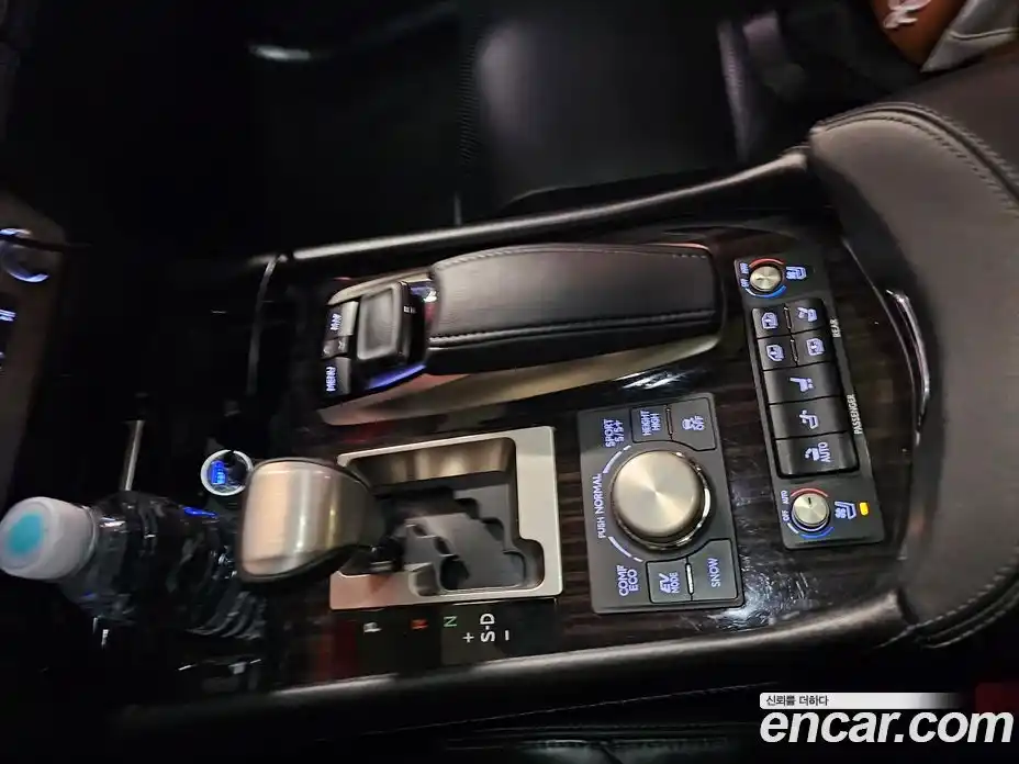 Lexus LS 2015 5.0 Автомат в Москве № 334295, фото 20