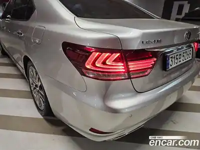 Lexus LS 2015 5.0 Автомат в Москве № 334295, миниатюра 8