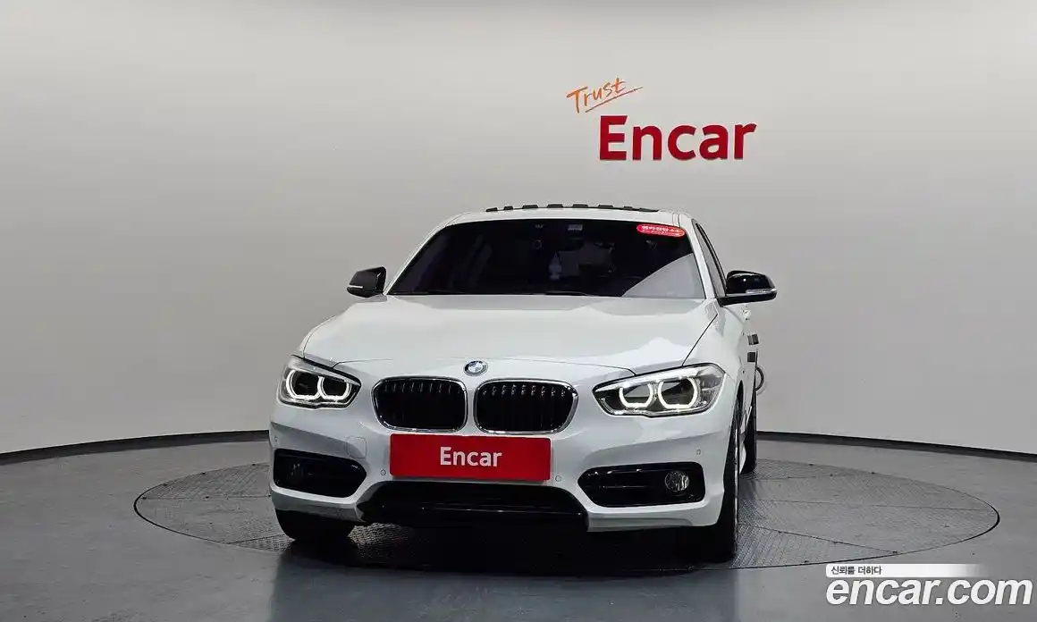 BMW 1-Series 2016 2.0 Автомат в Москве № 336579, фото 12