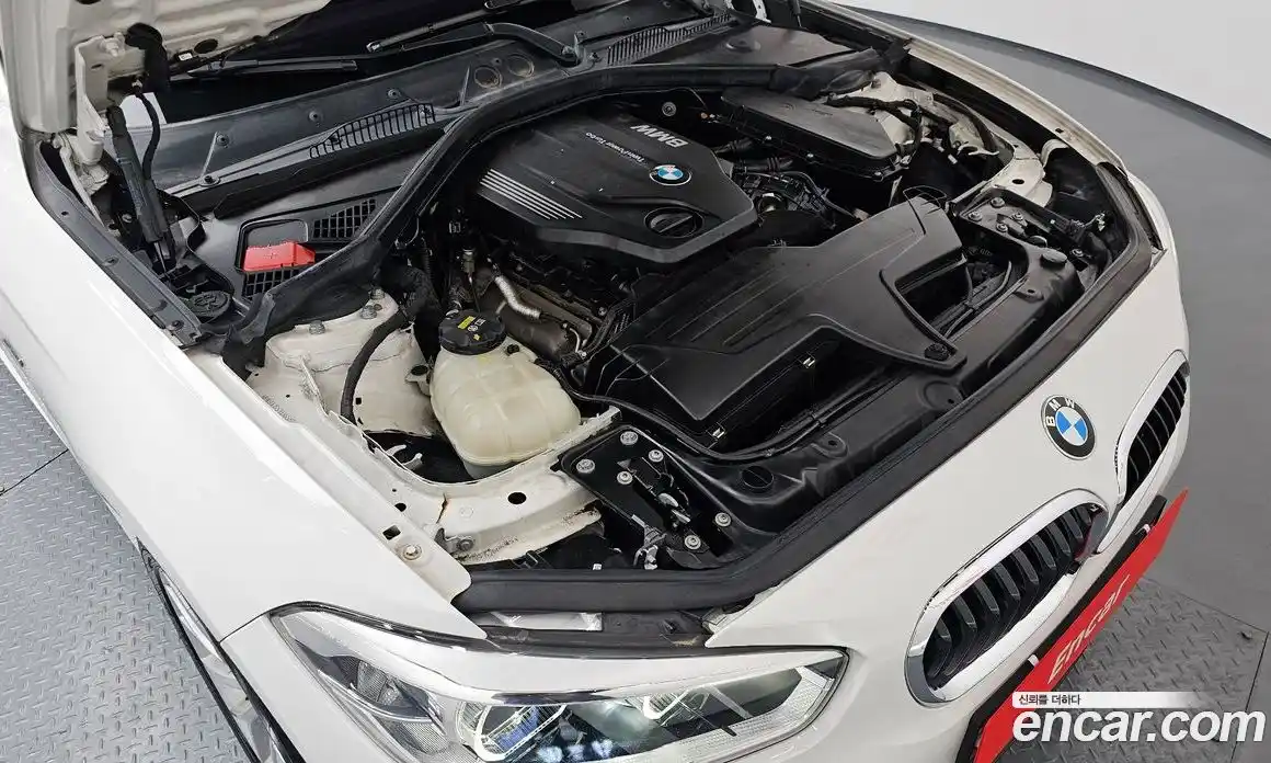 BMW 1-Series 2016 2.0 Автомат в Москве № 336579, фото 17