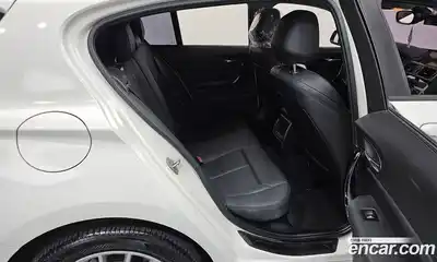 BMW 1-Series 2016 2.0 Автомат в Москве № 336579, миниатюра 3