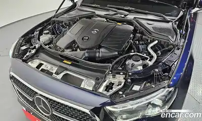 Mercedes-Benz E-Class 2024 2.0 Автомат в Москве № 338325, миниатюра 12