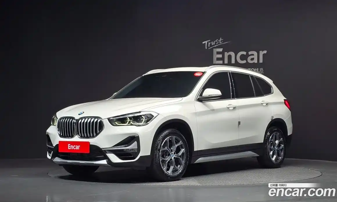 BMW X1 2022 2.0 Автомат в Москве № 362182, фото 1