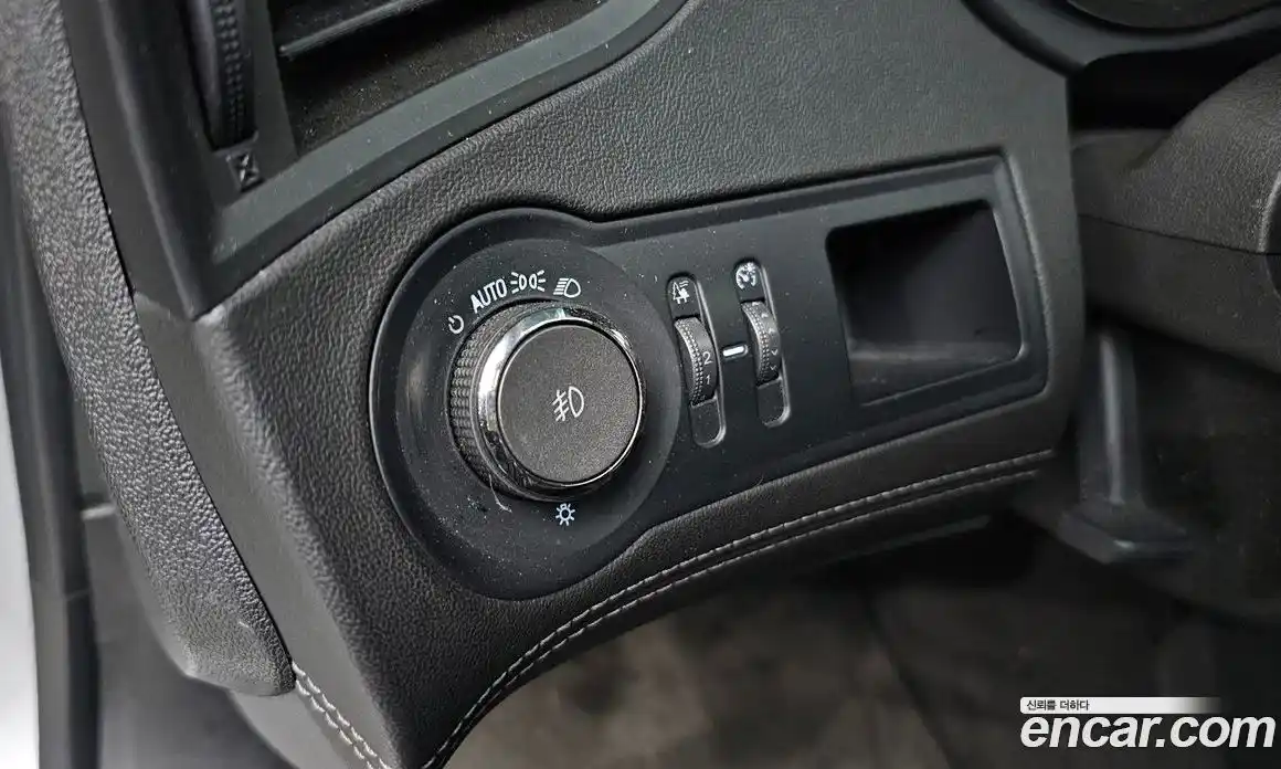 Chevrolet Alpheon 2011 3.0 Автомат в Москве № 371216, фото 15