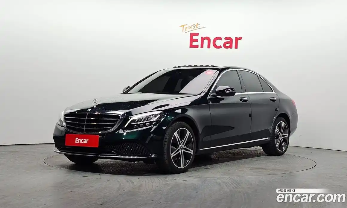 Mercedes-Benz C-Class 2019 1.9 Автомат в Москве № 371583, фото 1