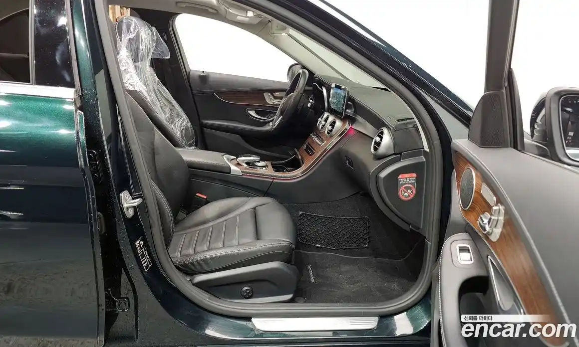 Mercedes-Benz C-Class 2019 1.9 Автомат в Москве № 371583, фото 11