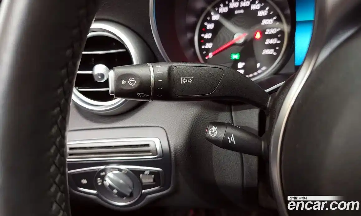 Mercedes-Benz C-Class 2019 1.9 Автомат в Москве № 371583, фото 18