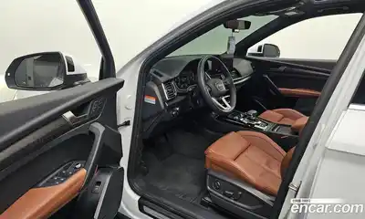 Audi Q5 2023 2.0 Автомат в Москве № 372765, миниатюра 10