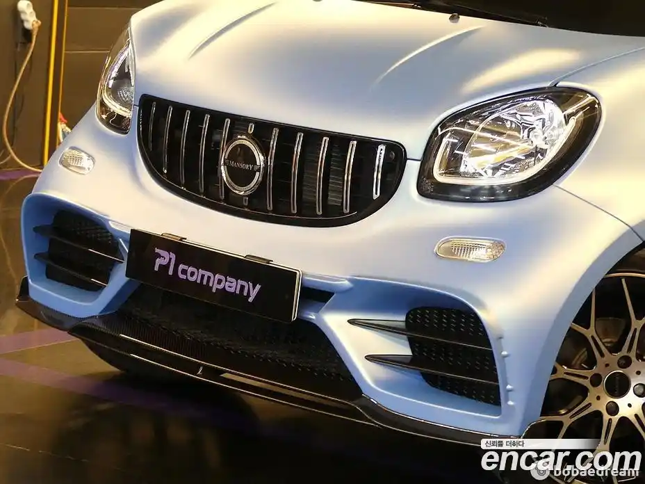 Smart Fortwo 2019 0.9 Автомат в Москве № 376128, фото 16