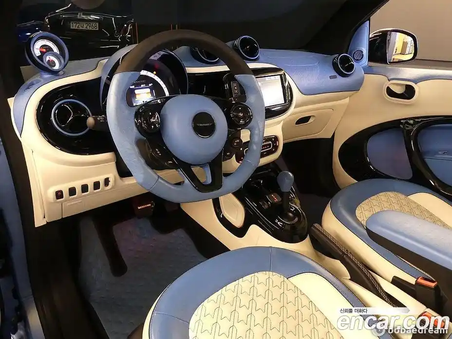 Smart Fortwo 2019 0.9 Автомат в Москве № 376128, фото 4