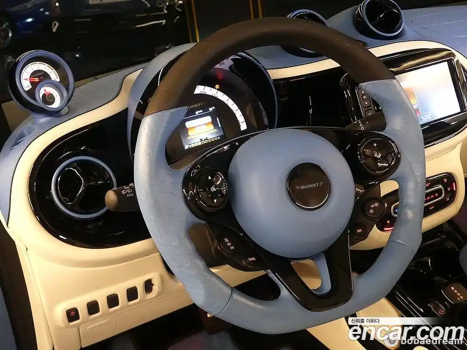 Smart Fortwo 2019 0.9 Автомат в Москве № 376128, фото 10