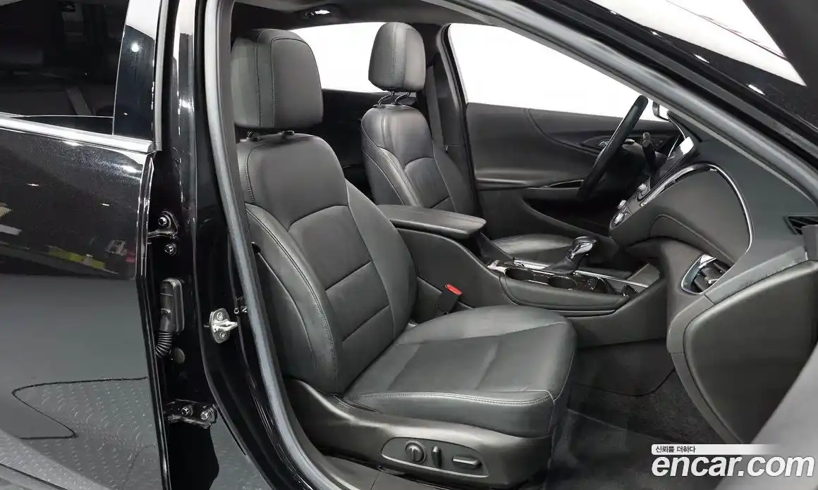 Chevrolet Malibu 2022 2.0 Автомат в Москве № 37778, фото 13