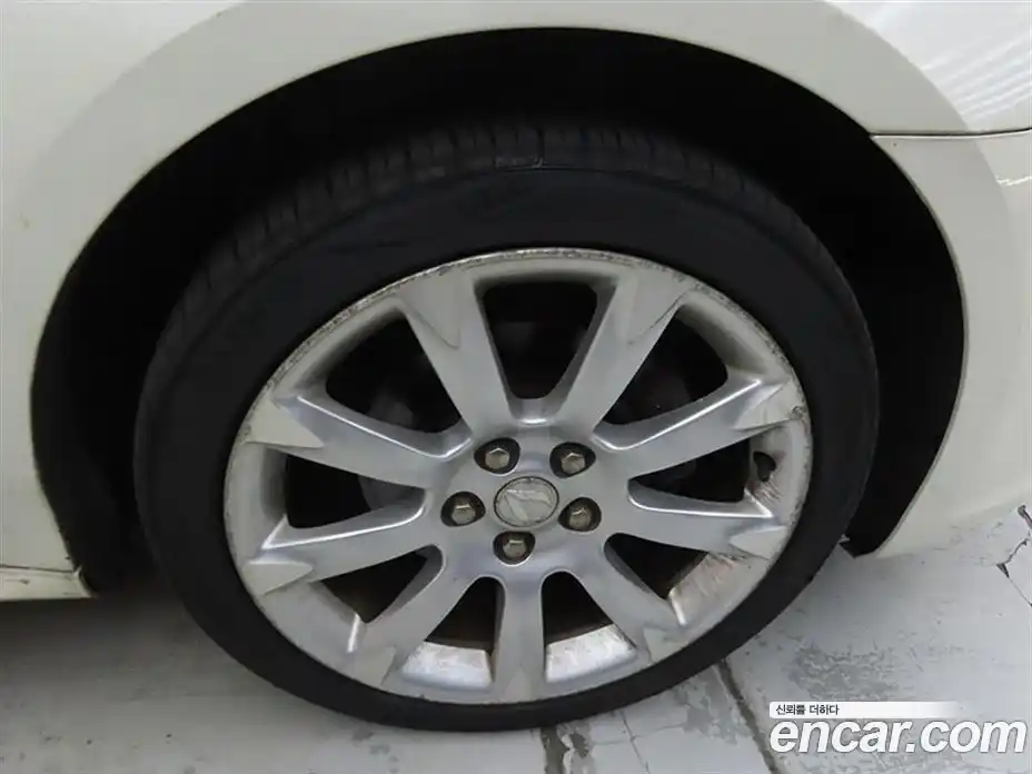 Chevrolet Alpheon 2011 3.0 Автомат в Москве № 37965, фото 20