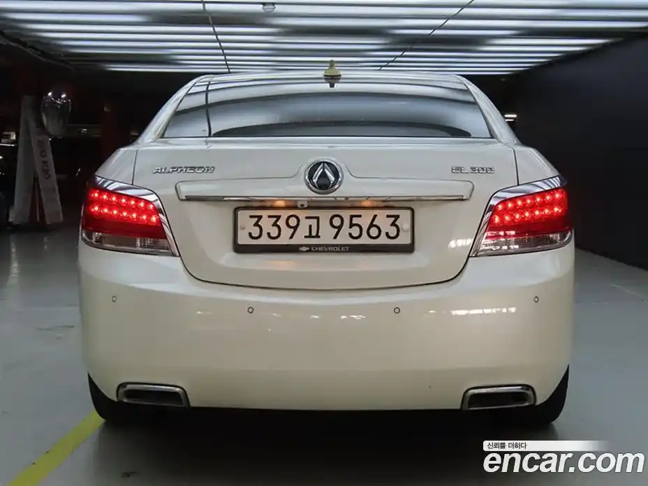 Chevrolet Alpheon 2011 3.0 Автомат в Москве № 37965, фото 3