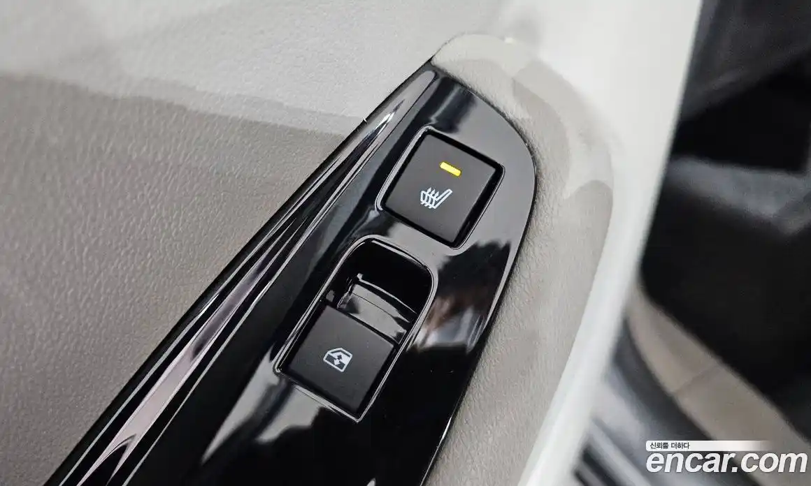 Chevrolet Orlando 2015 2.0 Автомат в Москве № 38363, фото 7