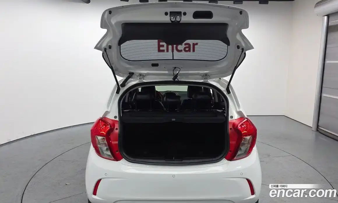 Chevrolet Spark 2021 1.0 Автомат в Москве № 38416, фото 20