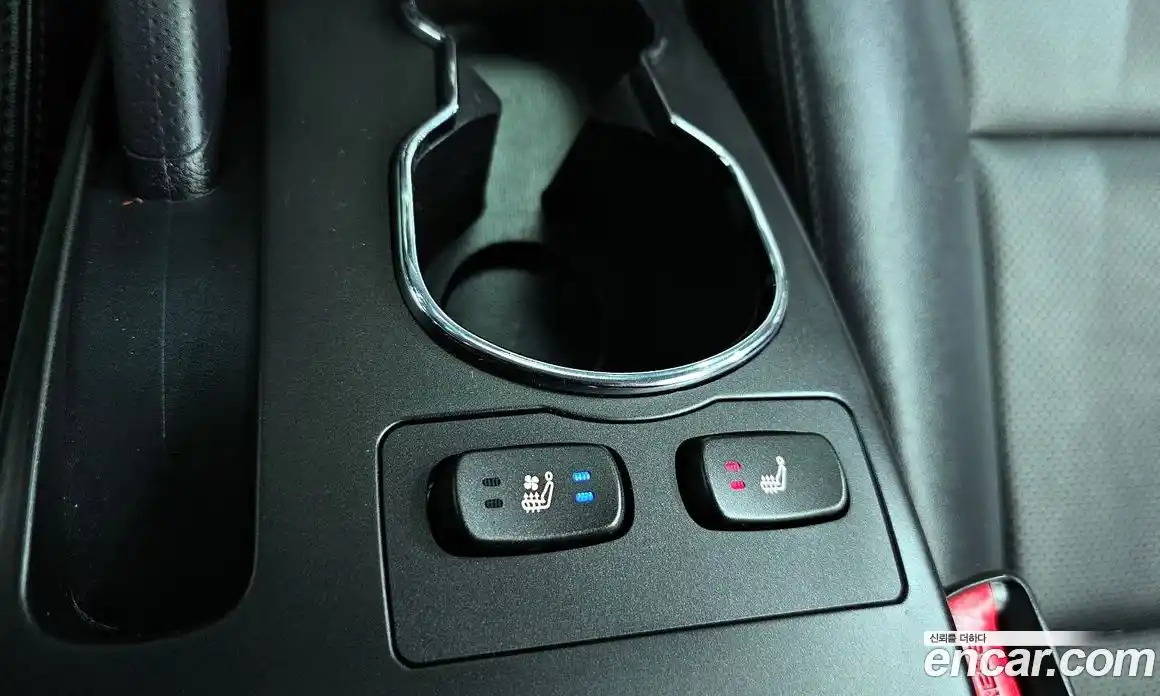 SsangYong Korando 2015 2.0 Автомат в Москве № 388325, фото 19