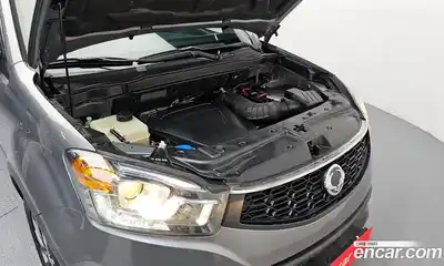 SsangYong Korando 2015 2.0 Автомат в Москве № 388325, миниатюра 6