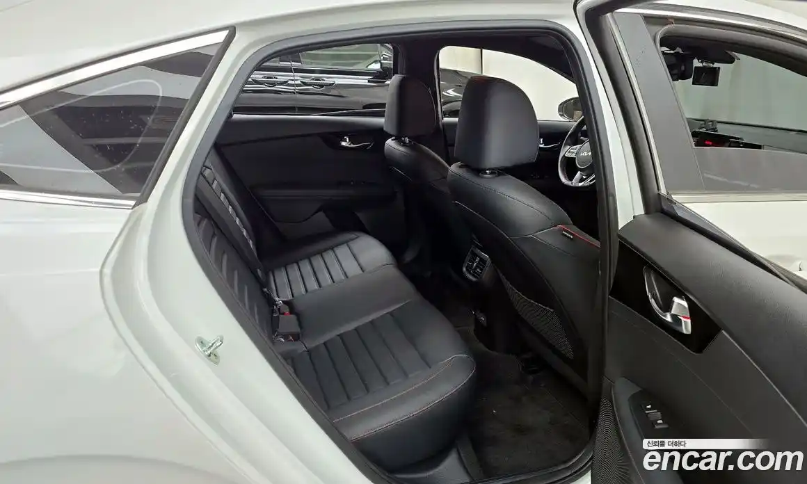 Kia K3 2022 1.6 Автомат в Москве № 402646, фото 12