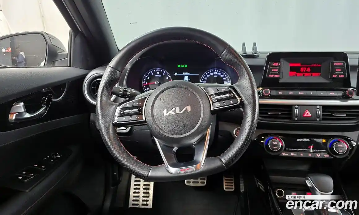 Kia K3 2022 1.6 Автомат в Москве № 402646, фото 13