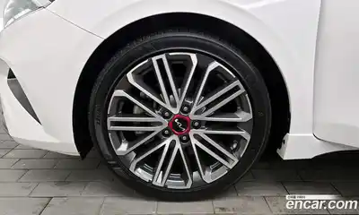 Kia K3 2022 1.6 Автомат в Москве № 402646, миниатюра 5