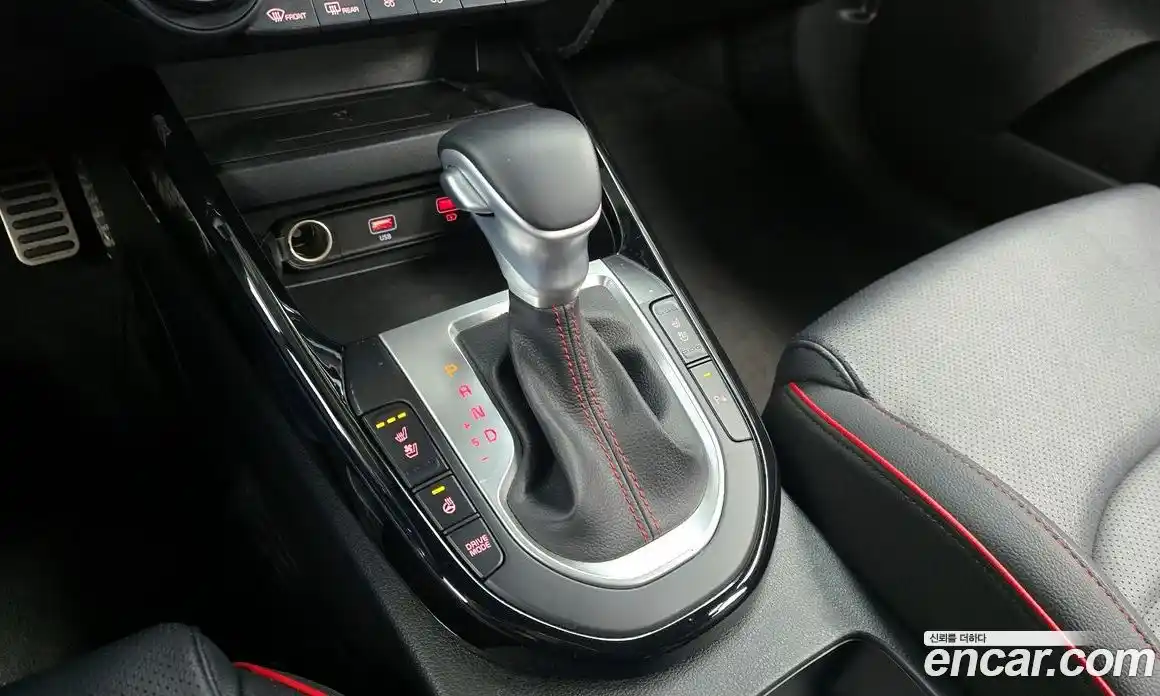 Kia K3 2022 1.6 Автомат в Москве № 402646, фото 9