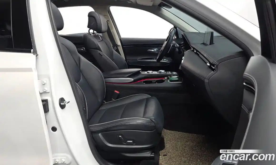 Genesis GV70 2023 2.5 Автомат в Москве № 405077, фото 11