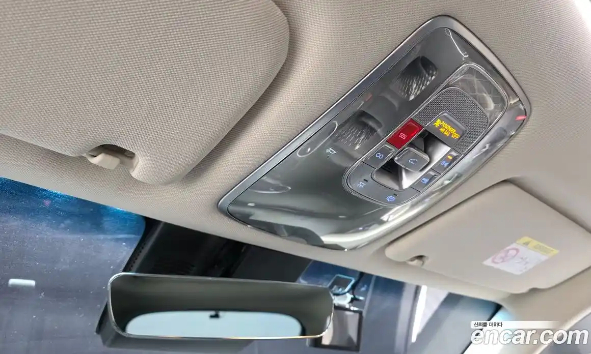 Genesis GV70 2023 2.5 Автомат в Москве № 405077, фото 17