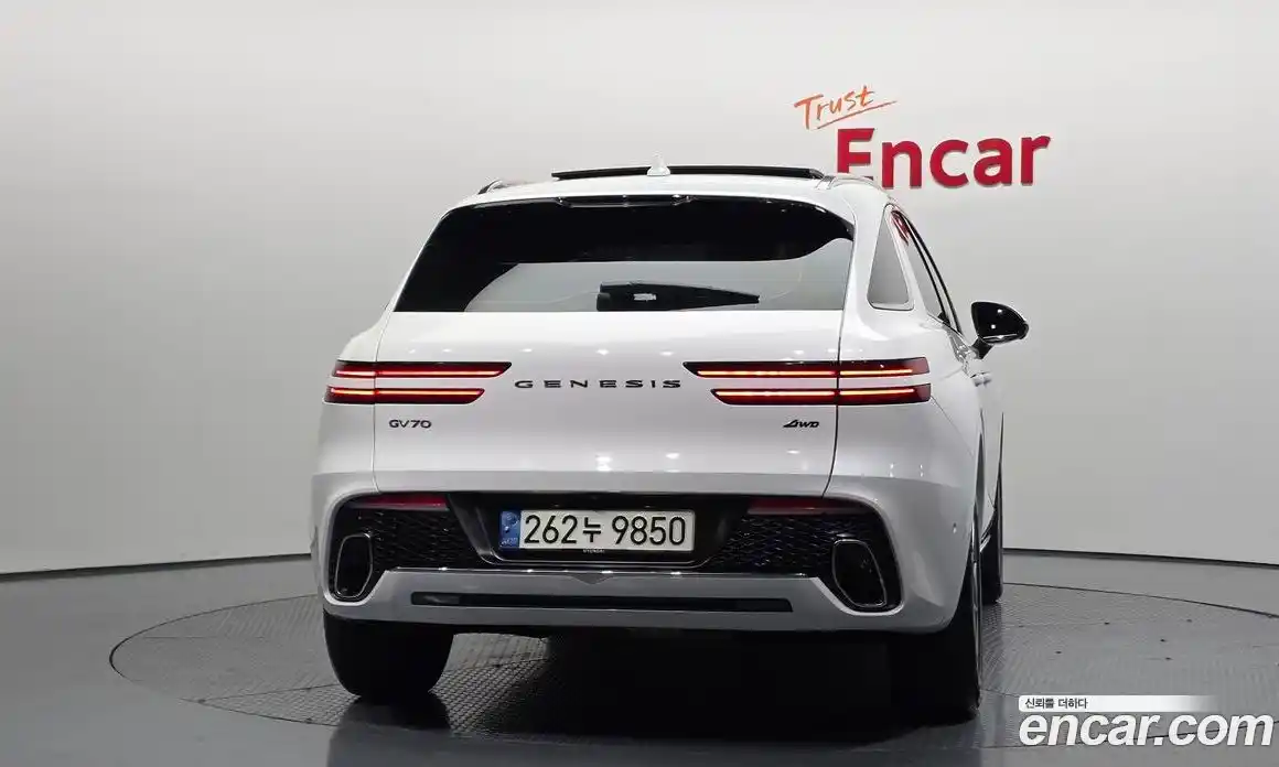 Genesis GV70 2023 2.5 Автомат в Москве № 405077, фото 4