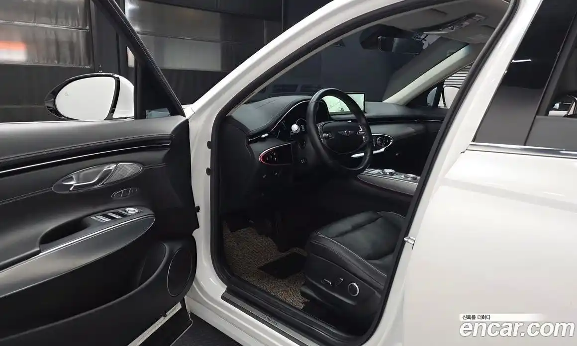 Genesis GV70 2023 2.5 Автомат в Москве № 405077, фото 10