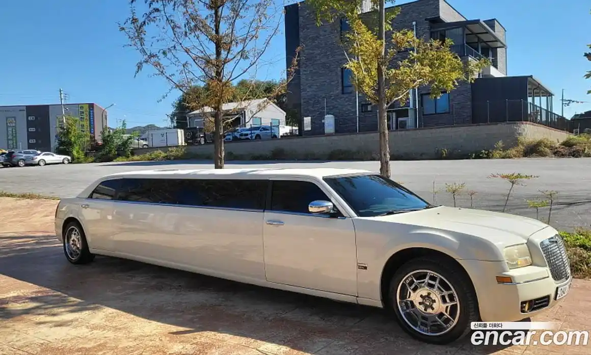 Chrysler 300C 2010 3.5 Автомат в Москве № 407549, фото 8